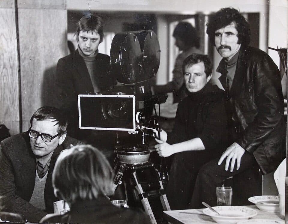 Équipe de tournage au travail